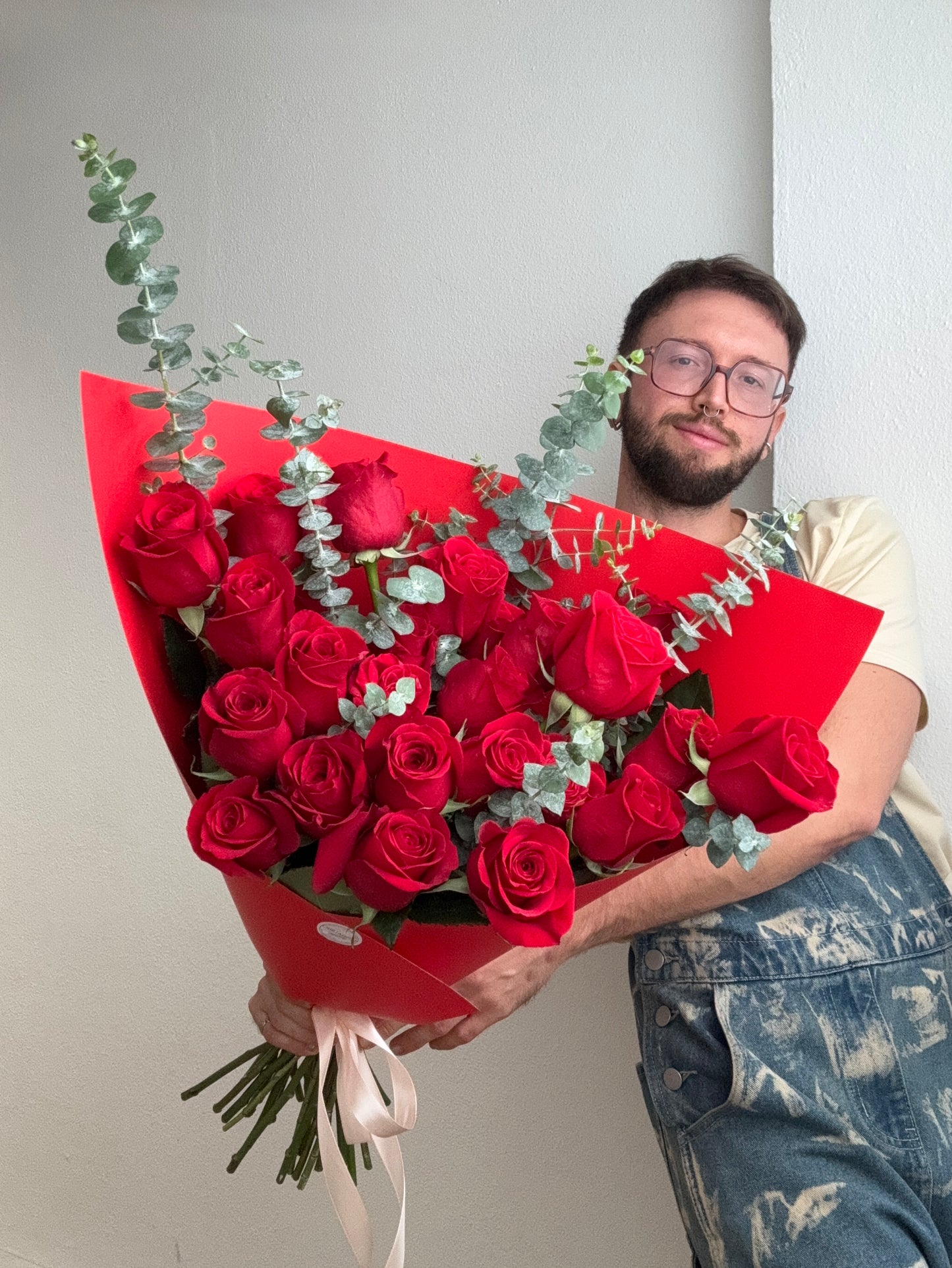 MONO OF RED ROSES (L)