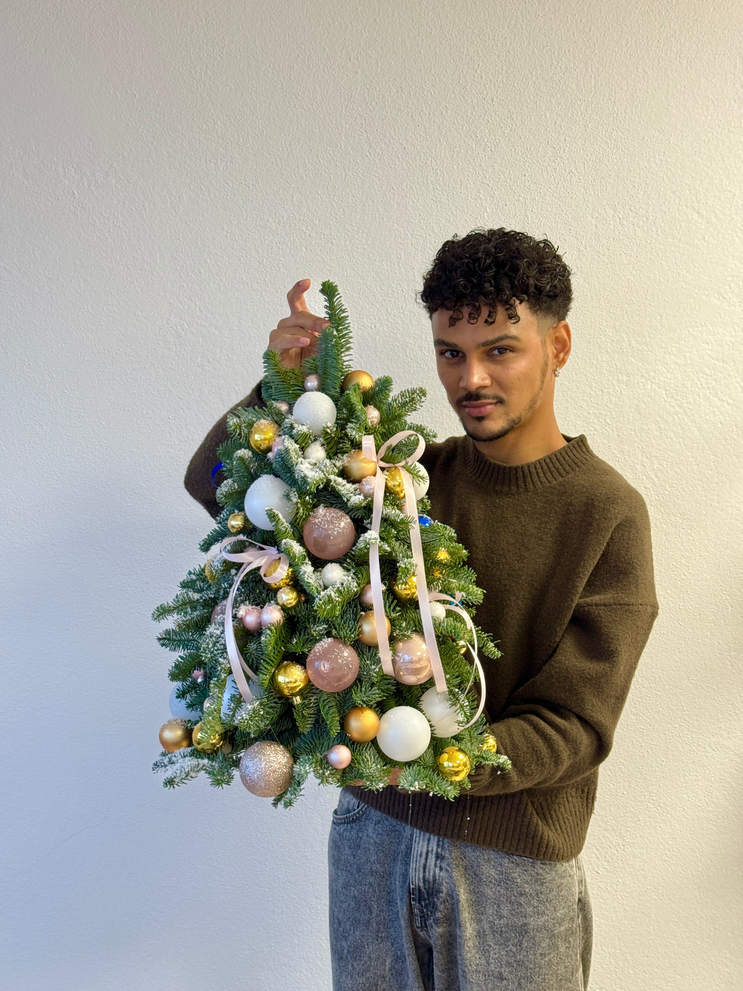 WHITE & PINK CHRISTMAS TREE