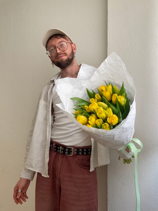 MONO OF YELLOW TULIPS